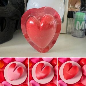 ColourPop Color-Changing Heart Blender Sponge